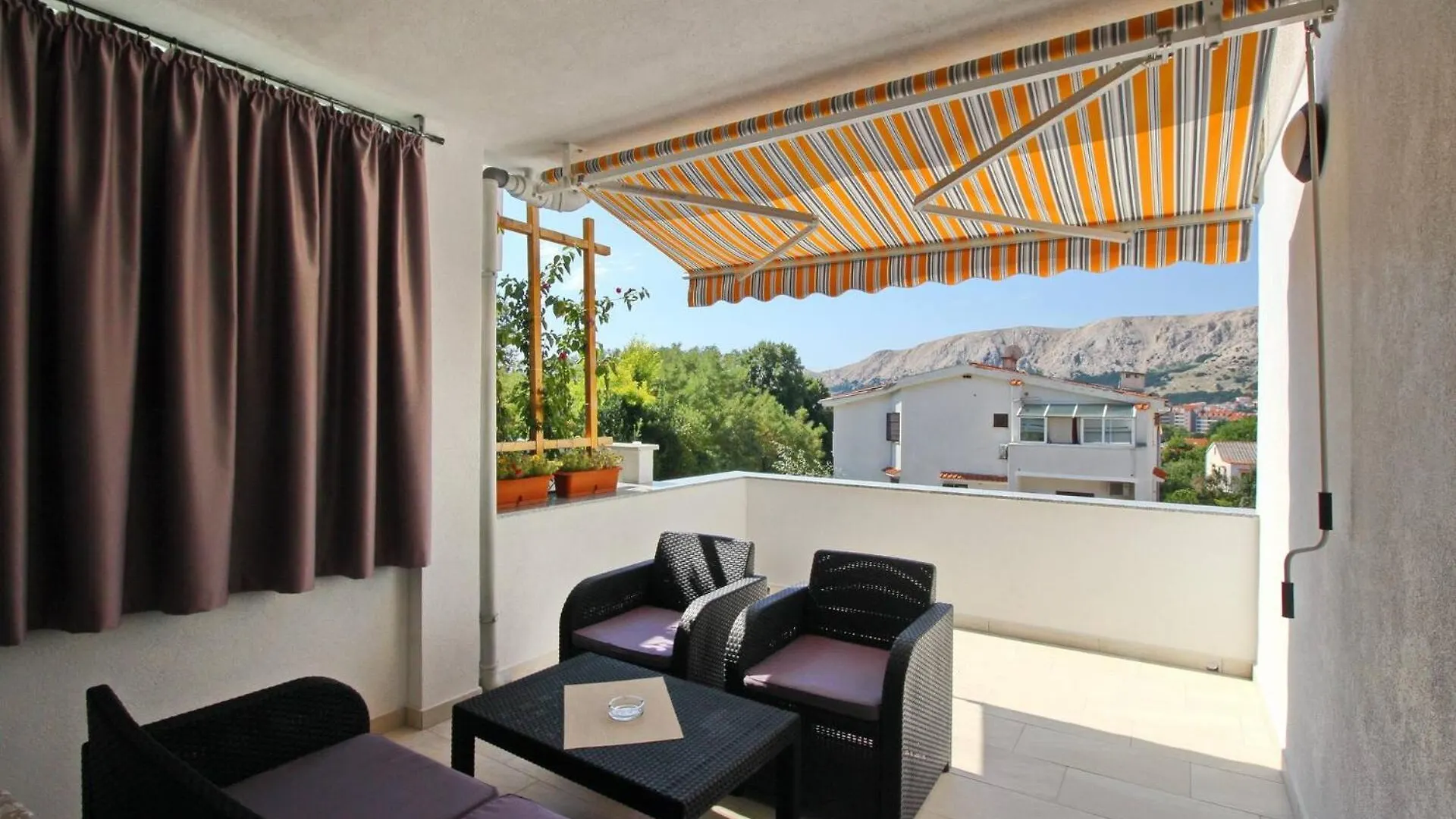 Guest house Apartments Karamarko Baska  Croatia